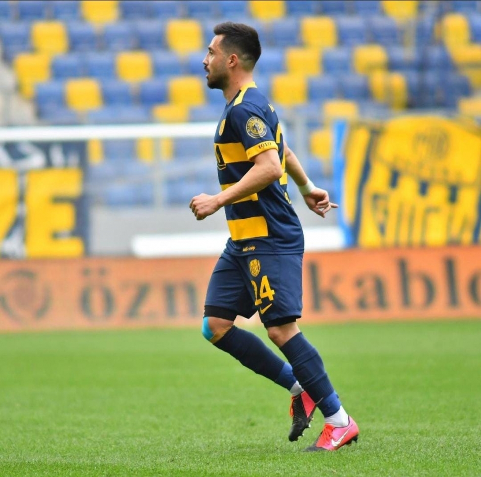 Kayserispor İbrahim Akdağ ile prensipte anlaştı 