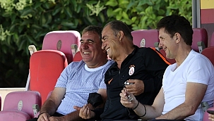 Galatasaray'da Hagi ve Popescu ziyaretinin sebebi: Netflix Fatih Terim Belgeseli Olduğu Öğrenildi