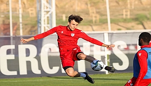 Samsunspor günü çift idmanla noktaladı