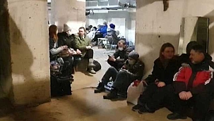 Kiev’de halk sığınaklara akın ediyor!