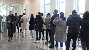 Moldova’dan tahliye edilen bir grup Türkiye’ye geldi