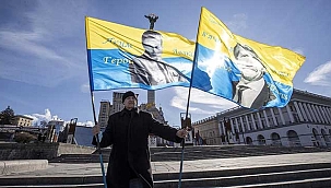 Ukraynalı Babich Kiev meydanında tek başına nöbette