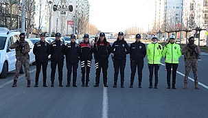 8 Mart'a özel kadınlardan oluşan polis timi...