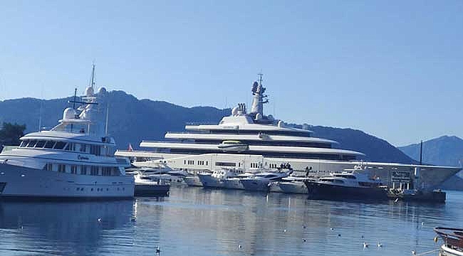 Abramoviç'in mega yatı 'Eclipse' Marmaris'te