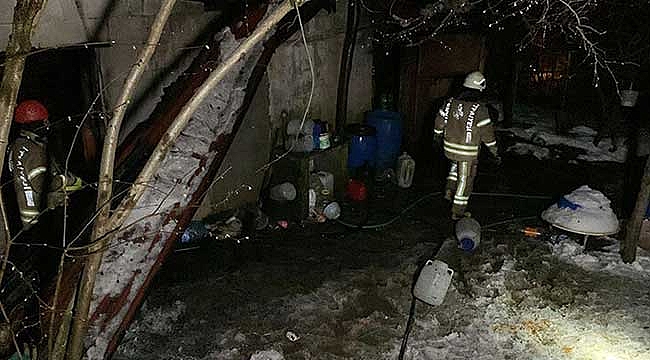 Ahır yangınında 10 büyükbaş hayvan öldü