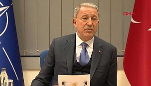 Bakan Akar: Ukrayna'da insani durum için ateşkes şart diyoruz