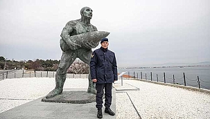 Büyük dedesi Seyit Onbaşı'nın destan yazdığı topraklarda!