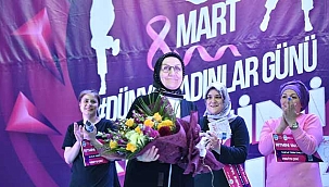 Büyükşehir'den Bin Kadın Sporseverle Ritmini Yakala Etkinliği