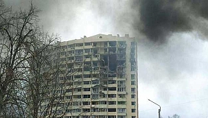 Çernigiv kentine yapılan Rus hava saldırısında 33 sivil hayatını kaybetti