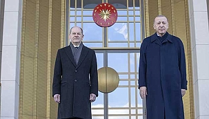 Cumhurbaşkanı Erdoğan, Almanya Şansölyesi Olaf Scholz'u resmi törenle karşıladı 