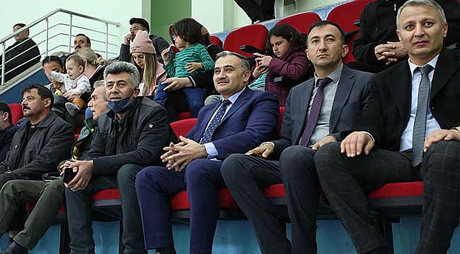 Develi Belediyespor Lider Olarak Yoluna Devam Ediyor