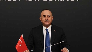 Dışişleri Bakanı Çavuşoğlu'ndan Tarihi Üçlü Zirve Sonrası Açıklama