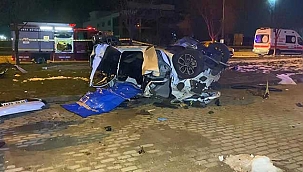 Feci kazada otomobil takla attı: 2 kişi öldü