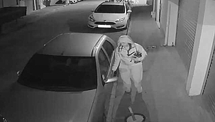 Flaş Haber... 3 dakika 10 saniyede otomobilin teybini çaldı