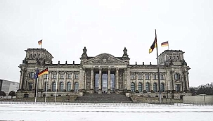 Flaş Haber... Almanya'dan, Ukrayna'ya 2 bin 700 Strela tipi uçaksavar füze...