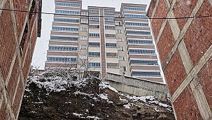 Heyelanda boşaltılan binalarla ilgili karar verildi