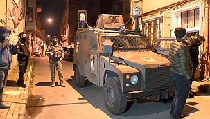 Kaçak göçmenlere yönelik helikopter destekli dev operasyon!