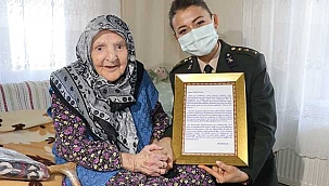 Mehmetçiğe Elleriyle Çoraplar Ören Zeliha Nine'den Acı Haber