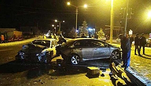 Niğde- Kayseri yolunda zincirleme trafik kazası! Çok sayıda yaralı...