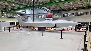 Selçuk Bayraktar müjdeyi verdi. 'Yolda Geliyor, Takipte Kalın'