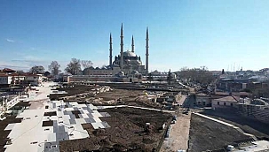 Türkiye'nin en büyük meydanlarından Selimiye Meydanı, mayısta açılıyor