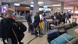 Ukrayna'dan Türk vatandaşlarının tahliyesi devam ediyor