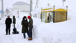 Yoğun kar yağışı nedeniyle 1756 yerleşim biriminin yolu kapandı