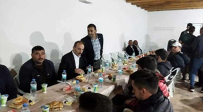 Başkan Şahin Gülveren Mahallesi'nde Vatandaşla Buluştu