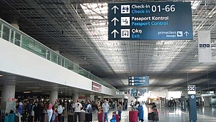 Bayram tatili hareketliliği başladı. Uçak seferleri iki katına çıkartıldı