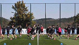 Beşiktaş'ta Aytemiz Alanyaspor maçı hazırlıkları devam ediyor