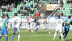 Çaykur Rizespor, İttifak Holding Konyaspor'u sahasında 2-1 mağlup etti