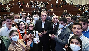 Cumhurbaşkanı Erdoğan gençleri sosyal medya konusunda uyardı