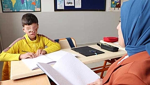 Gözleri kapanan cilt kanseri Salih: Ailemi merak ediyorum