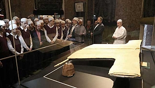 Hırka-i Şerif 2 yıl aradan sonra ziyarete açıldı