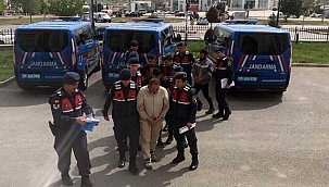 Hızlı tren raylarını çalan 4 şüpheli...