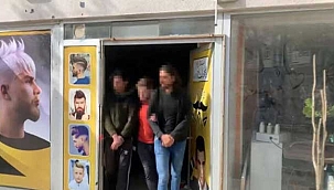 Kaçak göçmenlerin saklandığı 'Şok Evi'ne baskın! İnanılmaz görüntüler...