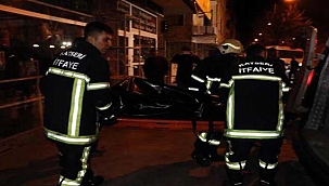 Kayseri'de 3 katlı binada çıkan yangında...