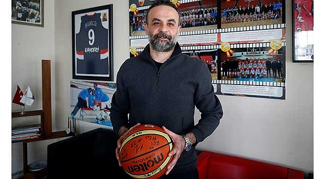 Tolga Esenci, takımını ligde tutup başarısını taçlandırmak istiyor