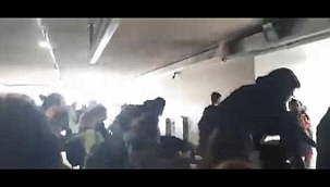 Ulaşım zammını turnikelerden atlayarak protesto ettiler