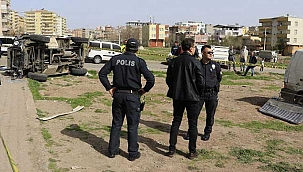 Zırhlı araç ile hafif ticari araç çarpıştı: 1'i polis 3 kişi...