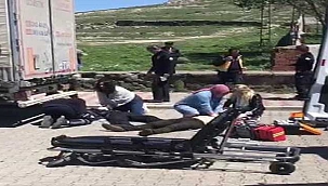 2 kardeşi sokak ortasında öldürdü! Sağlık ekiplerinin kalp masajı...