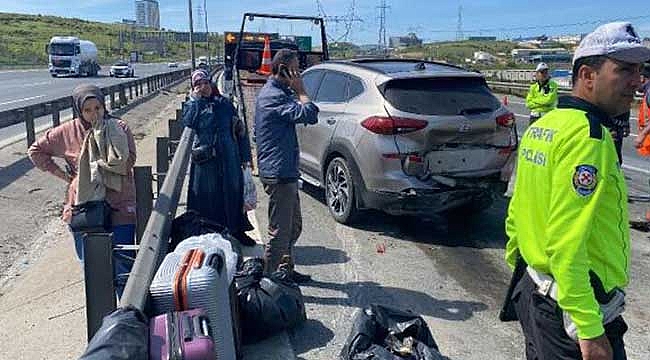 6 araçlı zincirleme kaza: 9 yaralı! Otoyol trafiğe kapandı!