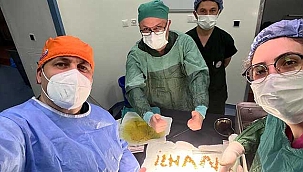 Ameliyat edilen hastanın safra kesesinden 1250 taş çıktı!