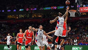 Anadolu Efes, EuroLeague Final Four'da finalde