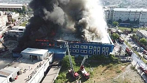 Aydınlatma malzemesi üretilen fabrikada yangın!