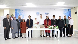 Başkan Cabbar, Genç Çiftin Nikah Törenine Katıldı