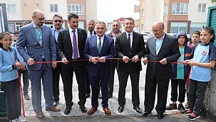 Başkan Cabbar TÜBİTAK 4006 Bilim Fuarı'na katıldı