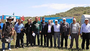 Başkan İlmek, Sürtme Yaylası 7'nci Pilav Şenliği'ne Katıldı