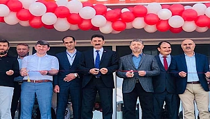 Başkan Turan Ahmed İslamoğlu İmam Hatip Lisesi'nin 4006 Tubitak Bilim Fuarı'na Katıldı