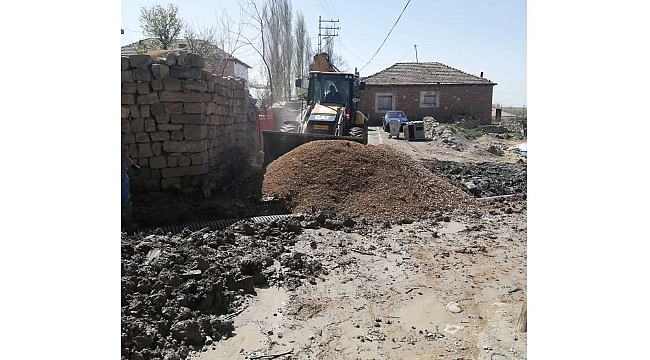 Bünyan Belediyesi, çevre düzenlemesi ve drenaj çalışması yaptı